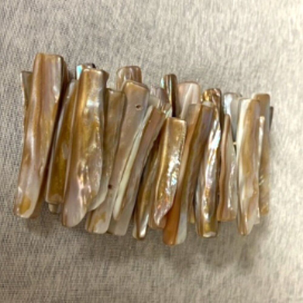 Natural Shell Stretch Bracelet